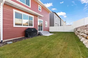 966 W Ruddy Clover Ln N, Saratoga Springs, UT 84045 - Photo 24