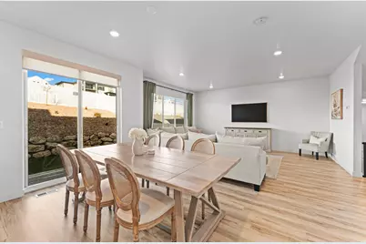 966 W Ruddy Clover Ln N, Saratoga Springs, UT 84045 - Photo 4