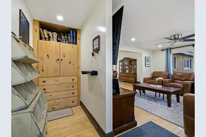 2117 E Rolling Knolls Way, Cottonwood Heights, UT 84121 - Photo 30