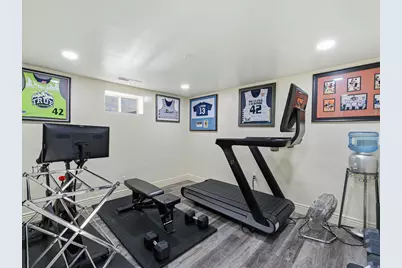 2117 E Rolling Knolls Way, Cottonwood Heights, UT 84121 - Photo 52