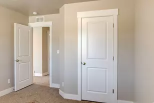 2163 E 200 N, Spanish Fork, UT 84660 - Photo 14