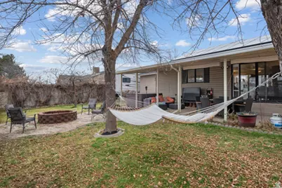 2330 E 2400 N, Layton, UT 84040 - Photo 40