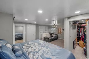 2330 E 2400 N, Layton, UT 84040 - Photo 22