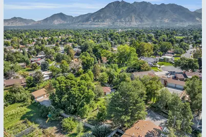 1351 E Fort Blvd, Cottonwood Heights, UT 84121 - Photo 36