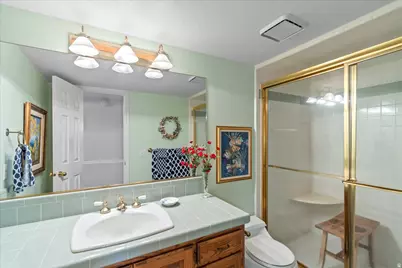 1154 N 700 W, Centerville, UT 84014 - Photo 16