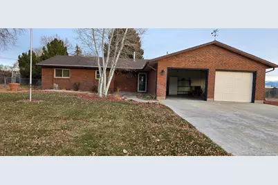 166 N State St, Fountain Green, UT 84632 - Photo 22