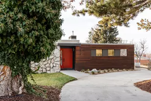 2136 S Elaine Dr E, Bountiful, UT 84010 - Photo 2