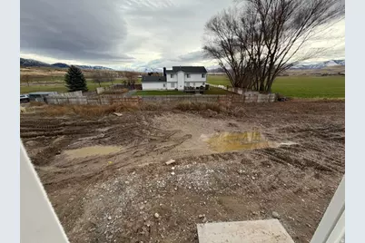 760 E 1250 S, Hyrum, UT 84319 - Photo 12