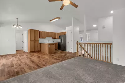 9203 S Holly Lily Ln, West Jordan, UT 84081 - Photo 2