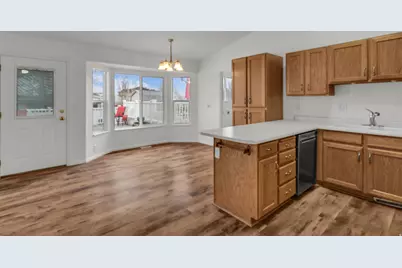 9203 S Holly Lily Ln, West Jordan, UT 84081 - Photo 10