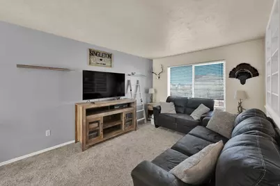 367 W 670 N, Tooele, UT 84074 - Photo 10