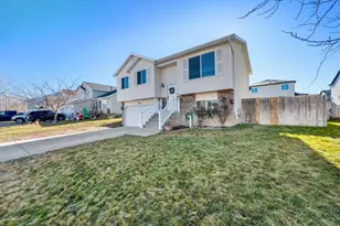 367 W 670 N, Tooele, UT 84074 - Photo 2