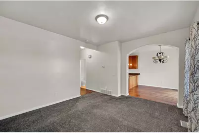 13645 S Mount Cortina Way, Riverton, UT 84065 - Photo 4