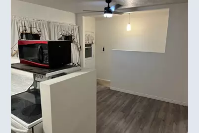 422 W 4800 S, Washington Terrace, UT 84405 - Photo 6