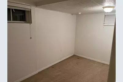 422 W 4800 S, Washington Terrace, UT 84405 - Photo 10