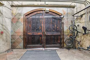 327 W 200 S, Salt Lake City, UT 84101 - Photo 34