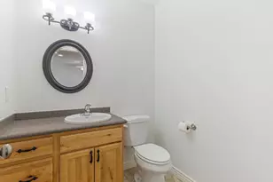 1694 E Apple Orchard Ct S, Draper, UT 84020 - Photo 42