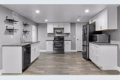 4085 S Olympic Way, Holladay, UT 84124 - Photo 18