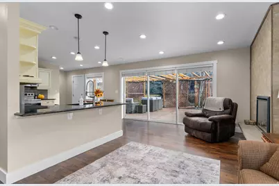 4085 S Olympic Way, Holladay, UT 84124 - Photo 8