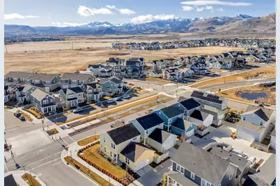 6456 W Lake Ave W, South Jordan, UT 84009 - Photo 34