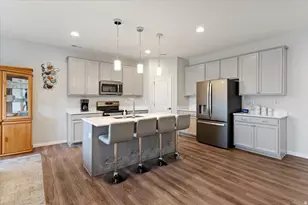 2418 W 3230 S, Syracuse, UT 84075 - Photo 2
