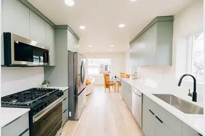 345 E 600 S, Centerville, UT 84014 - Photo 8