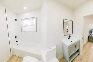 345 E 600 S, Centerville, UT 84014 - Photo 16