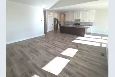 3253 W Oxford Loop, Mountain Green, UT 84050 - Photo 8