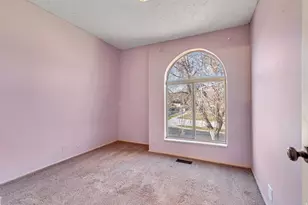 5731 S Blake Dr, Taylorsville, UT 84129 - Photo 16