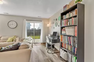 2264 E Loch Lomond Dr, Saratoga Springs, UT 84043 - Photo 10