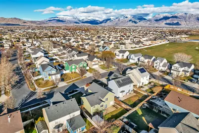 2264 E Loch Lomond Dr, Saratoga Springs, UT 84043 - Photo 36