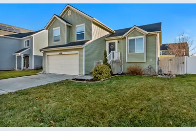 2264 E Loch Lomond Dr, Saratoga Springs, UT 84043 - Photo 2