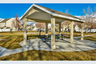 2264 E Loch Lomond Dr, Saratoga Springs, UT 84043 - Photo 30