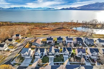 2264 E Loch Lomond Dr, Saratoga Springs, UT 84043 - Photo 38