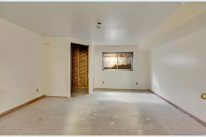 5768 S Erekson Ln, Salt Lake City, UT 84107 - Photo 40