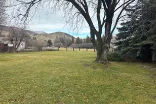 67 E Center St, Mantua, UT 84324 - Photo 4