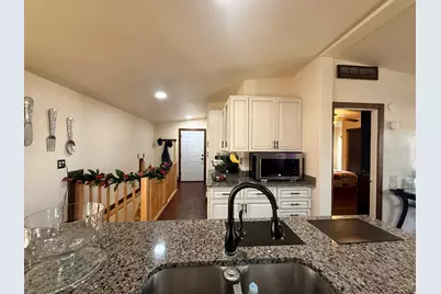 1051 S 900 W, Tooele, UT 84074 - Photo 4