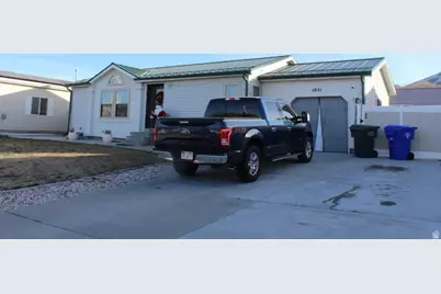 1051 S 900 W, Tooele, UT 84074 - Photo 2