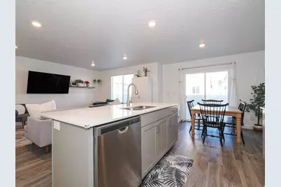 3784 W 930 N, Lehi, UT 84048 - Photo 6