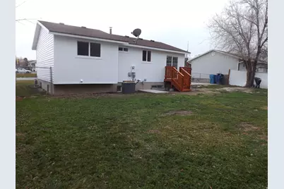 7478 W Washington Rd, Magna, UT 84044 - Photo 6