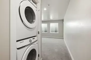 7926 N Bristlecone Rd W, Eagle Mountain, UT 84005 - Photo 20