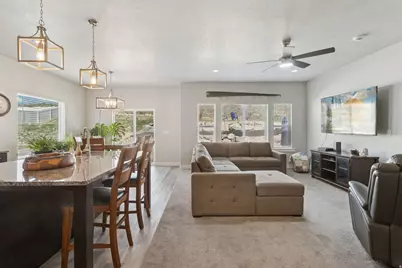 7926 N Bristlecone Rd W, Eagle Mountain, UT 84005 - Photo 6