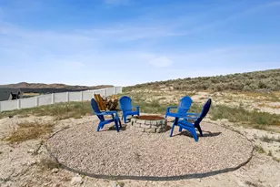 7926 N Bristlecone Rd W, Eagle Mountain, UT 84005 - Photo 42