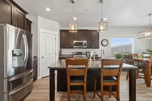 7926 N Bristlecone Rd W, Eagle Mountain, UT 84005 - Photo 8