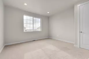 1091 W Sparrow Way, Stansbury Park, UT 84074 - Photo 10