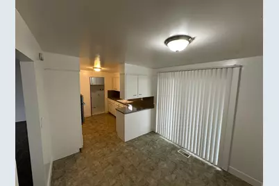 709 E 4255 S, Millcreek, UT 84107 - Photo 12