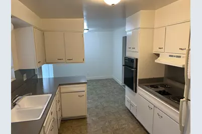 709 E 4255 S, Millcreek, UT 84107 - Photo 16