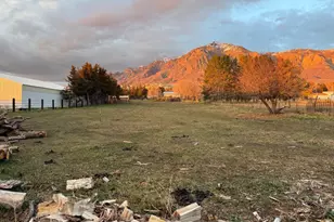 210 E Lomond View Dr, North Ogden, UT 84414 - Photo 1