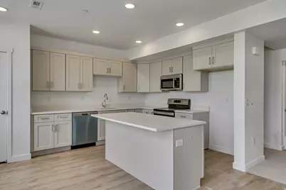 5263 W Reventon Rd S #403, South Jordan, UT 84009 - Photo 8