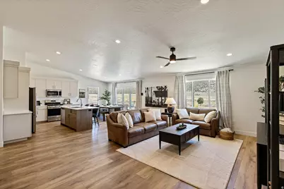 816 S 1300 #15Gc E, Spanish Fork, UT 84660 - Photo 2